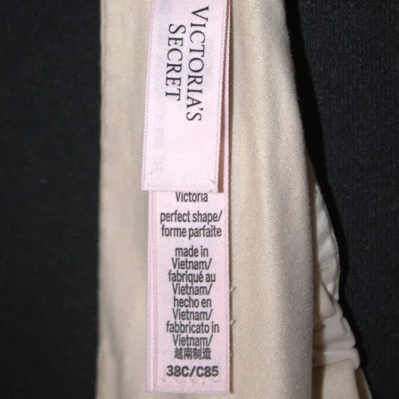 Victoria's Secret Perfect Shape Push-Up Smooth Bra - 38C - Marzipan - Picture 3 of 4